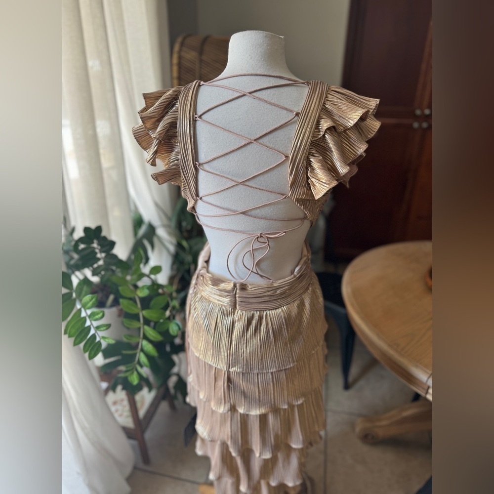 Mac Duggal Gold Ruffle Maxi Dress Size 8 Metallic Pleated Slit Gown NWT - Picture 5 of 11